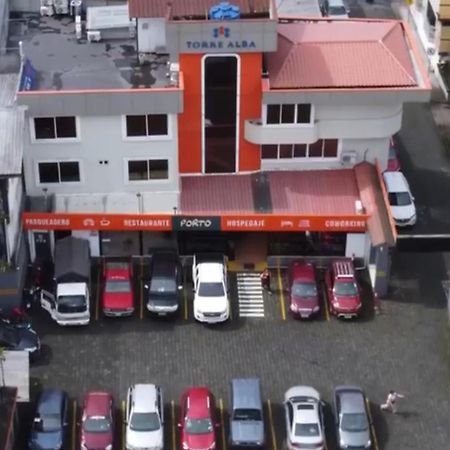 Torre Alba Apart otel Santo Domingo de los Colorados Dış mekan fotoğraf