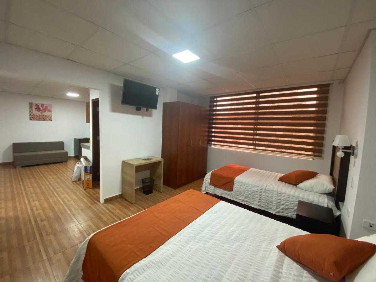 Torre Alba Apart otel Santo Domingo de los Colorados Dış mekan fotoğraf