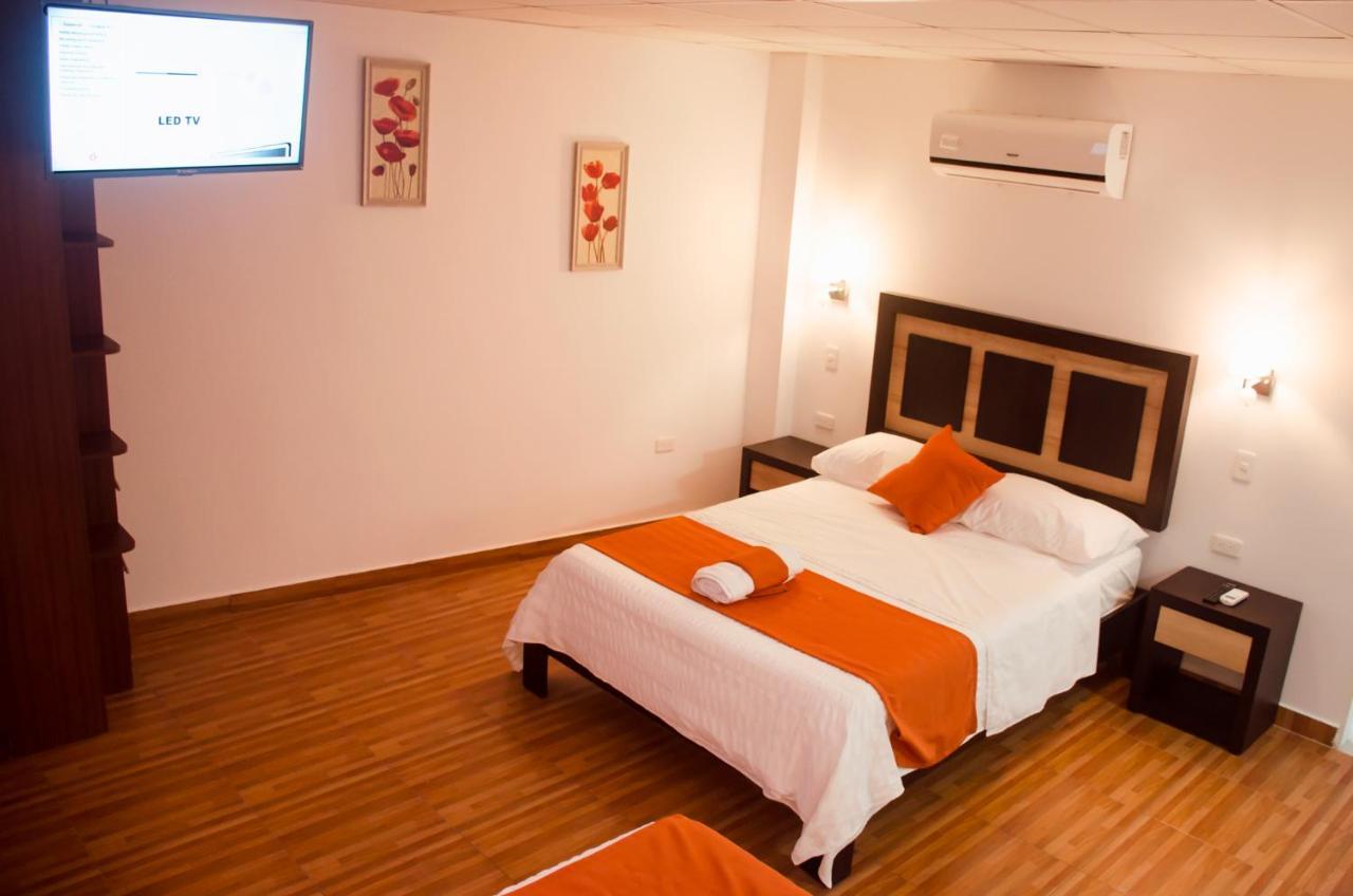 Torre Alba Apart otel Santo Domingo de los Colorados Dış mekan fotoğraf