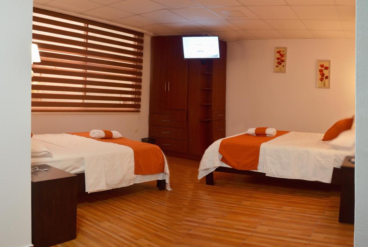 Torre Alba Apart otel Santo Domingo de los Colorados Dış mekan fotoğraf